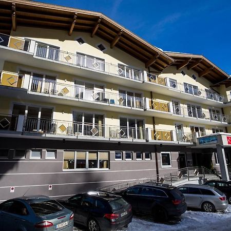 Hotel Herzblut Saalbach Exterior photo