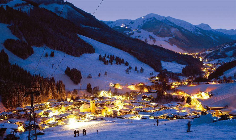 Hotel Herzblut Saalbach Exterior photo